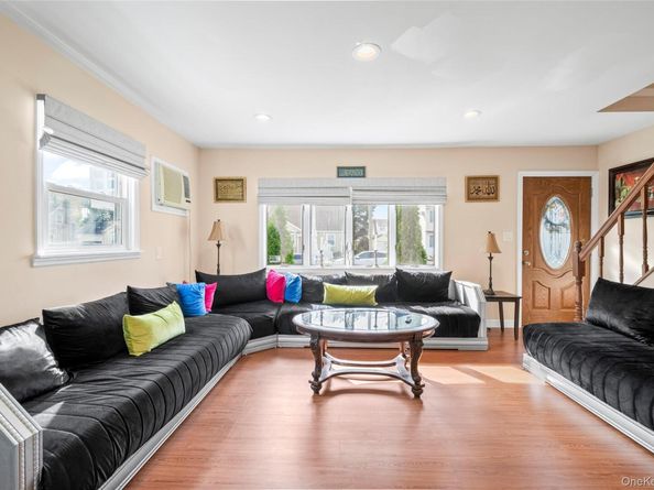 2197 6th Street, East Meadow NY 11554