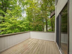 51 Major Lockwood Lane, Pound Ridge NY 10576
