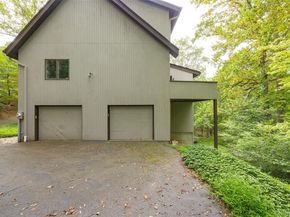 51 Major Lockwood Lane, Pound Ridge NY 10576