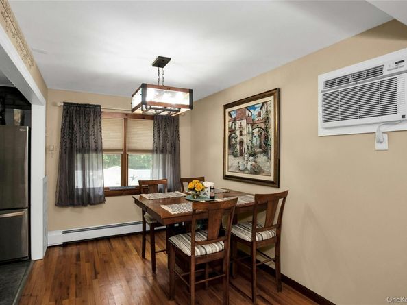 49 Norcross Avenue, Bethpage NY 11714