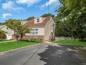 49 Norcross Avenue, Bethpage NY 11714