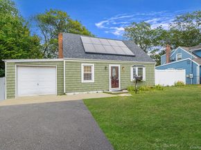 181 S Alleghany Avenue, Lindenhurst NY 11757