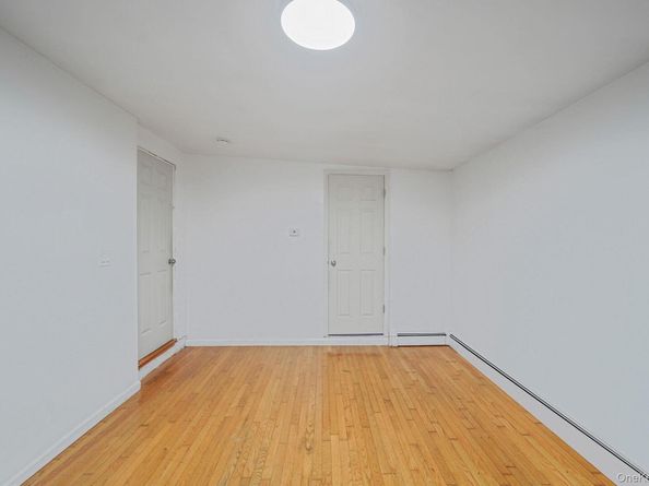181 S Alleghany Avenue, Lindenhurst NY 11757