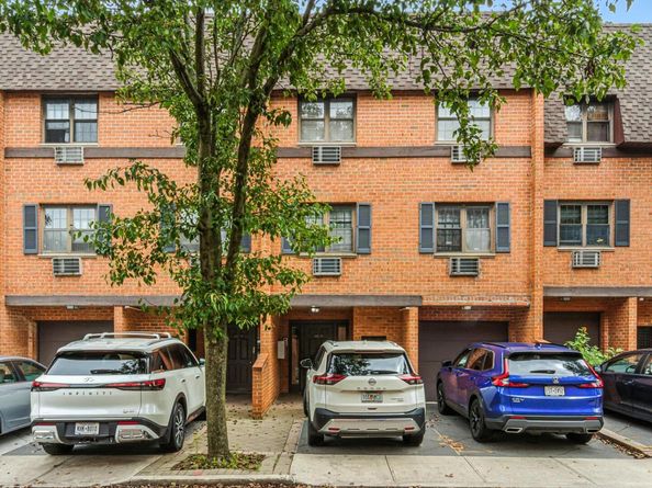 220-75 67th Avenue 139, Oakland Gardens NY 11364
