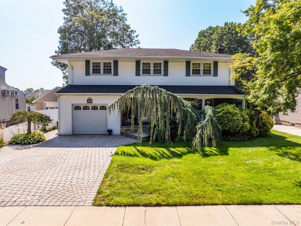 1918 Lenox Avenue, East Meadow NY 11554
