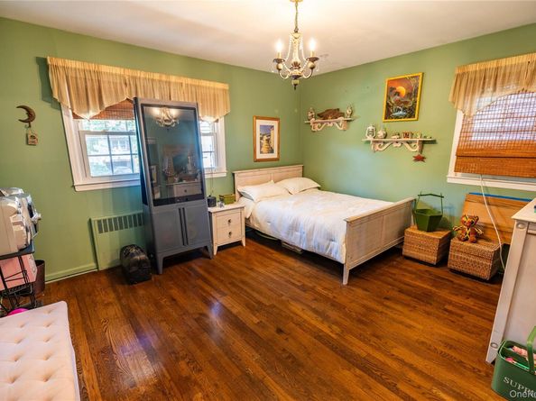 1918 Lenox Avenue, East Meadow NY 11554