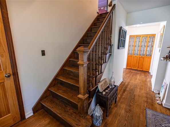 1918 Lenox Avenue, East Meadow NY 11554