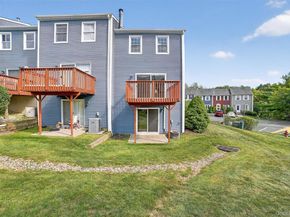 501 Mallard Way, Peekskill NY 10566