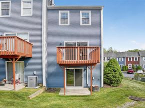 501 Mallard Way, Peekskill NY 10566