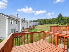 501 Mallard Way, Peekskill NY 10566
