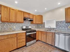 501 Mallard Way, Peekskill NY 10566