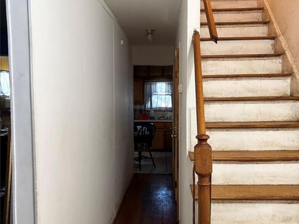 931 E 232nd Street, Bronx NY 10466