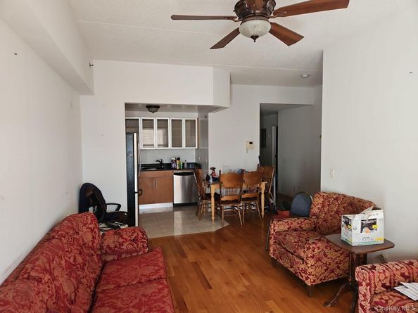 178-36 Wexford Terrace 3E, Jamaica Estates NY 11432