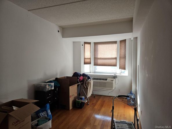 178-36 Wexford Terrace 3E, Jamaica Estates NY 11432