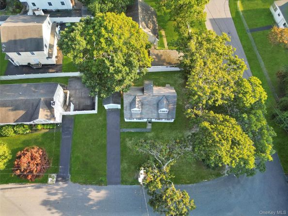 2 Brushwood Drive, Shirley NY 11967