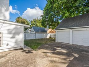 11461 176th Street, Addisleigh Park NY 11434