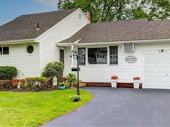 4 THOMAS Drive