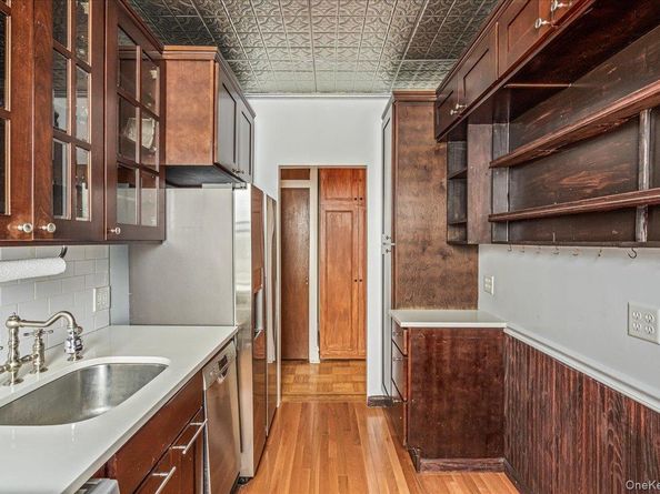 9204 Ridge Boulevard, Brooklyn NY 11209