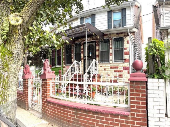 17508 93rd Avenue, Hollis NY 11433