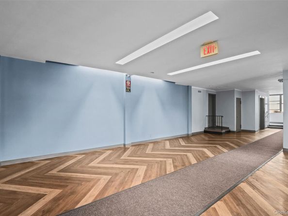 555 Bronx River Rd 1J, Yonkers NY 10704