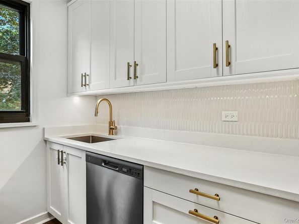7 Rockledge Road 2B, Hartsdale NY 10530