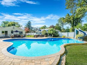 39 Robinhood Lane, East Setauket NY 11733