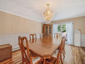 39 Robinhood Lane, East Setauket NY 11733