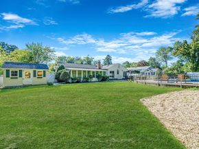39 Robinhood Lane, East Setauket NY 11733