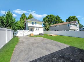 2780 Natta Boulevard, Bellmore NY 11710