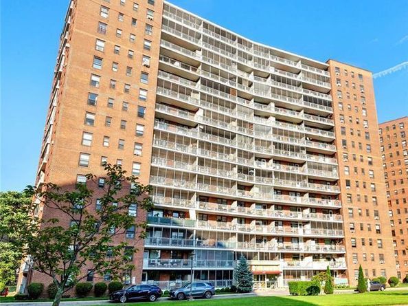 6135 98th Street 8D, Rego Park NY 11374
