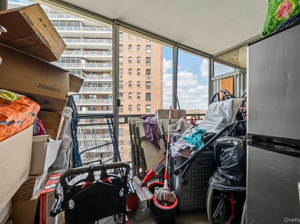 6135 98th Street 8D, Rego Park NY 11374