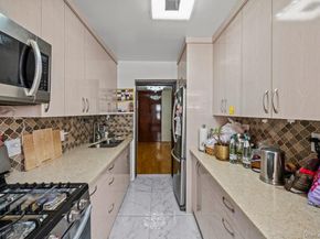6135 98th Street 8D, Rego Park NY 11374