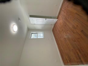 9114 110, Richmond Hill NY 11418