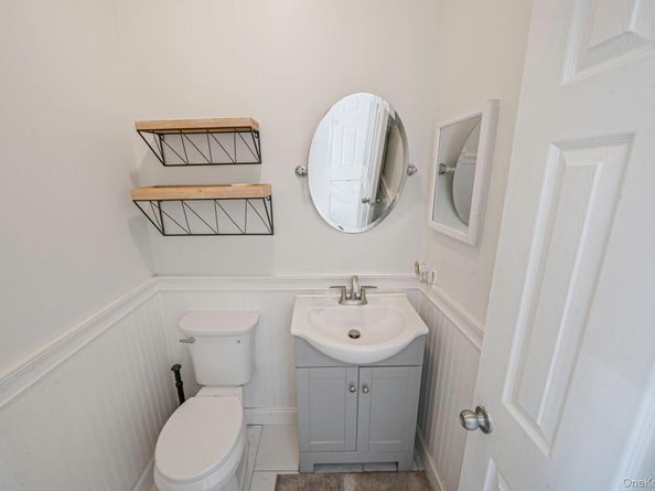 3 Embassy Road, Selden NY 11784
