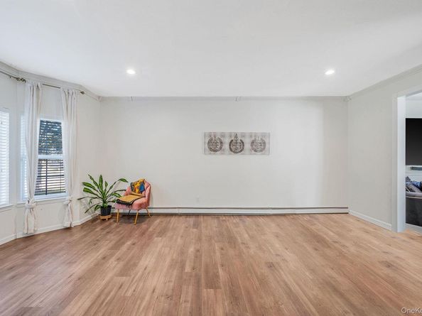 3 Embassy Road, Selden NY 11784