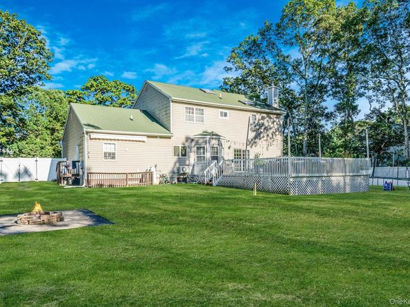 3 Embassy Road, Selden NY 11784