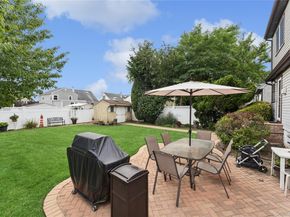 43 Layton Street, Freeport NY 11520