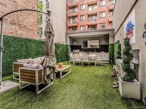 224 E 14th Street 1, New York (Manhattan) NY 10003