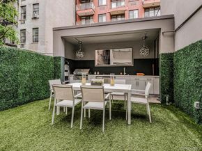 224 E 14th Street 1, New York (Manhattan) NY 10003