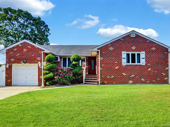 176 N Elm Street, Massapequa NY 11758