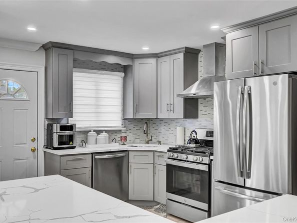 176 N Elm Street, Massapequa NY 11758