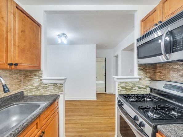 3123 Bailey Avenue 4A, Bronx NY 10463