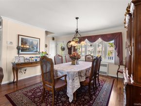 66 Inlet Drive, Lindenhurst NY 11757