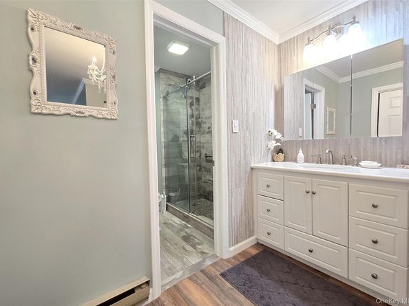 106 Cabot Court W 106, Saint James NY 11780