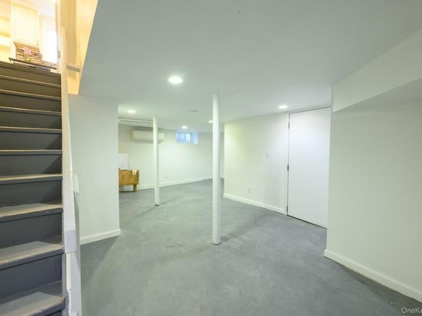 15 Ranger Place, New Rochelle NY 10804