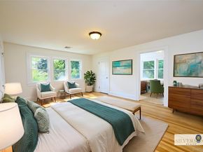 15 Ranger Place, New Rochelle NY 10804