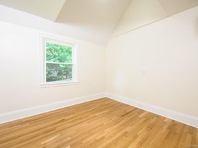 15 Ranger Place, New Rochelle NY 10804