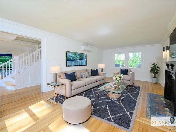 15 Ranger Place, New Rochelle NY 10804