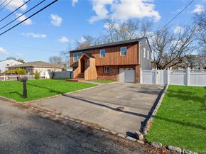 61 Lincoln Avenue, Deer Park NY 11729