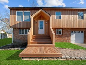 61 Lincoln Avenue, Deer Park NY 11729